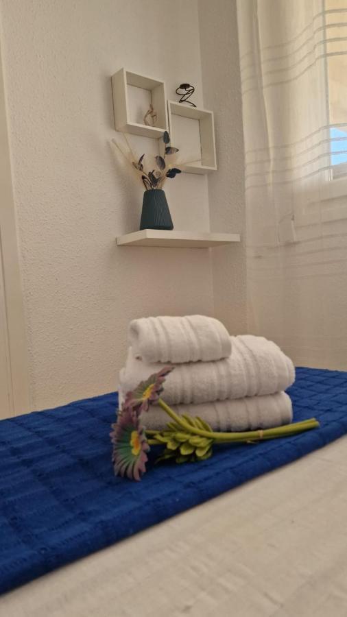 Apartamento 3 Habitaciones Con Piscina Y Vistas Al Mar Benicàssim Eksteriør bilde